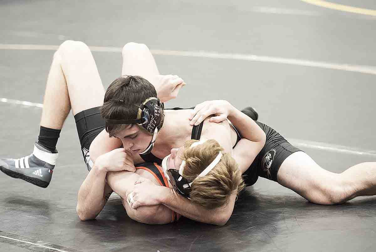 12-1-17 fhs wrestling 3.jpg